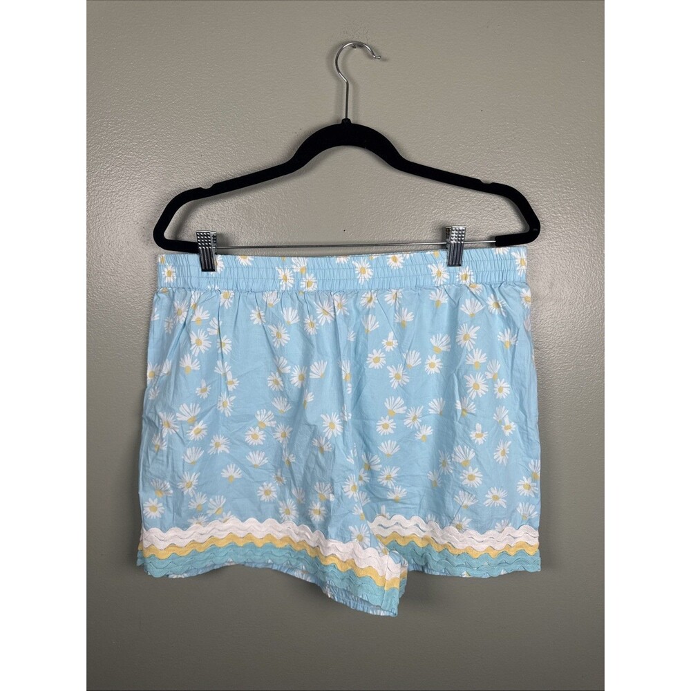 Simply Southern Blue Shorts with‎ White Flowers Ricrac Women's Sz XL -  NEW